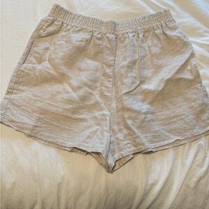 Wilfred High Waist Cream Shorts